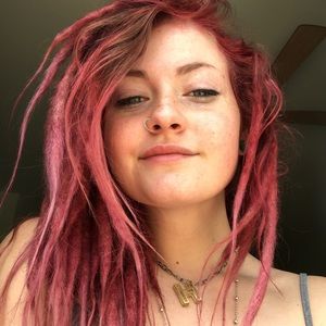 Meet your Posher, Helena